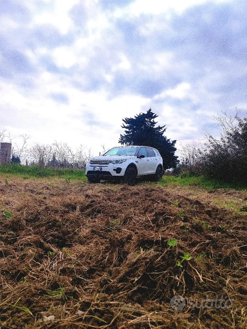 Land Rover Discovery Sport 2018 photo 5