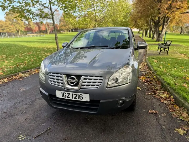 Nissan Qashqai 2009 photo 4