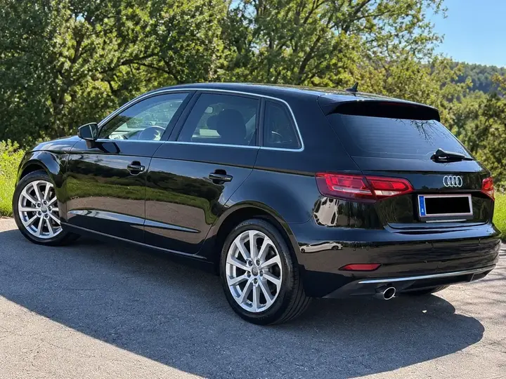 Audi A3 2018 photo 3