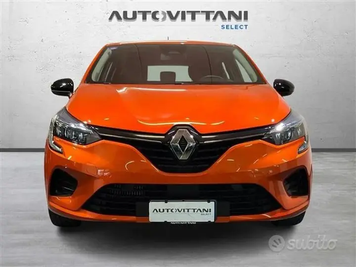 Renault Clio 2023 photo 2