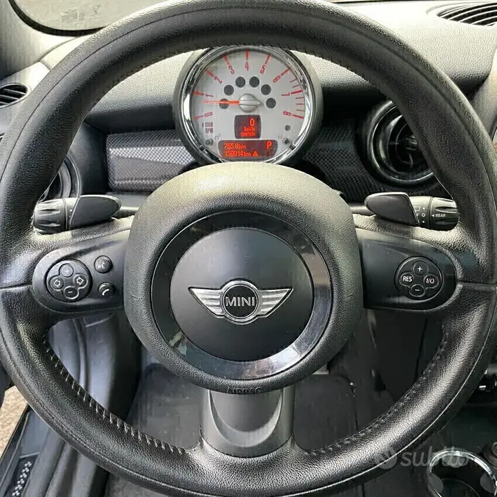 Mini Cooper S 2012 photo 5