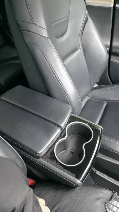 Tesla Model S 2015 photo 5