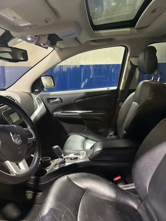 Dodge Journey 2012 photo 4