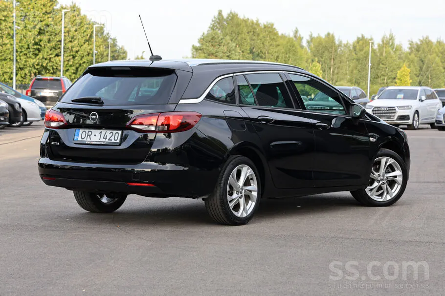 Opel Astra 2021 photo 4