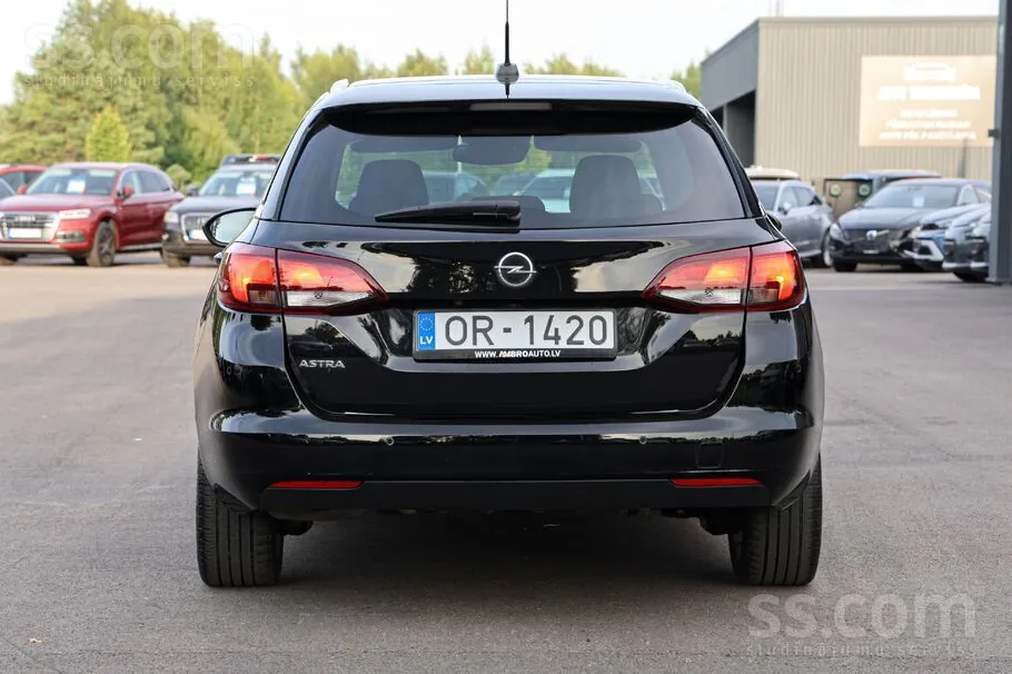 Opel Astra 2021 photo 5