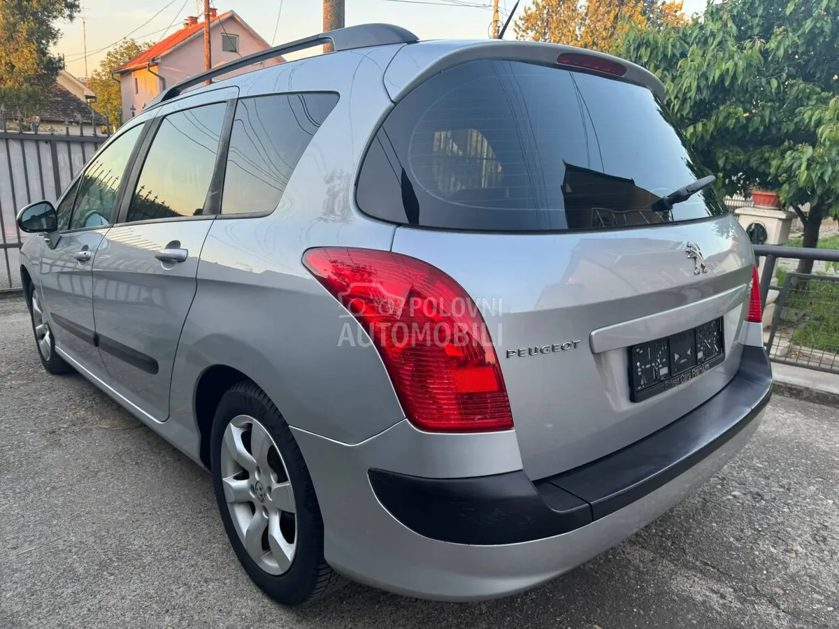 Peugeot 308 2013 photo 5