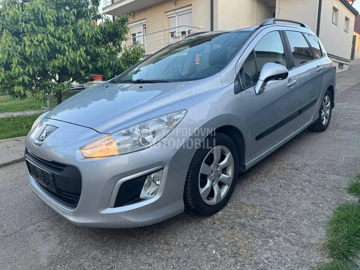 Peugeot 308 2013 photo 3