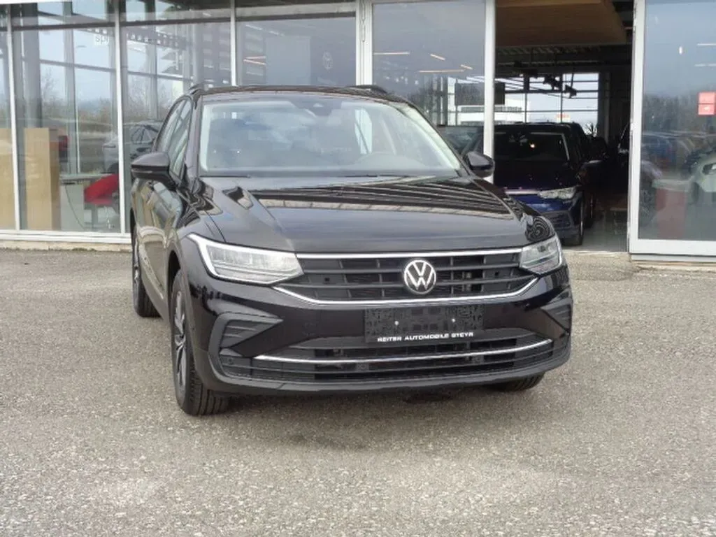 Volkswagen Tiguan 2022 photo 2