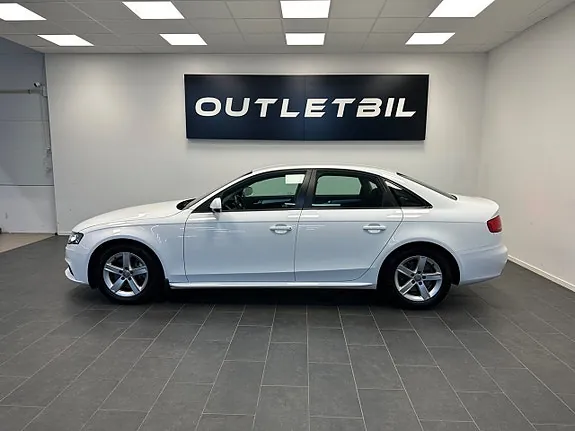 Audi A4 2010 photo 2
