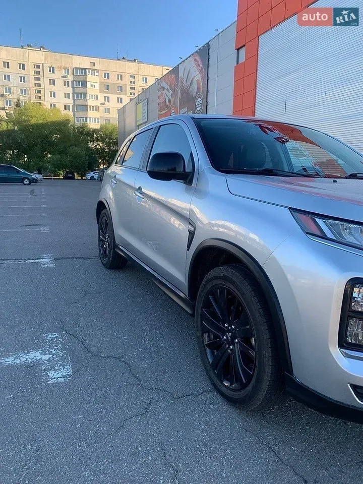 Mitsubishi Outlander Sport 2021 photo 2