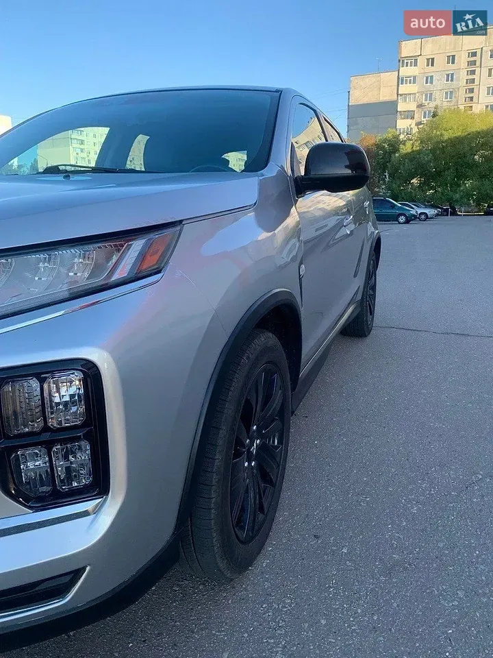 Mitsubishi Outlander Sport 2021 photo 3