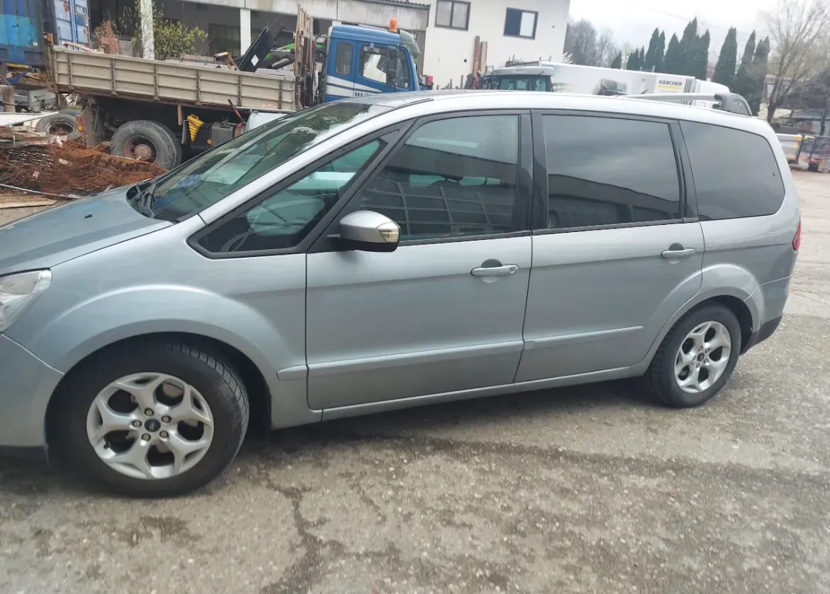 Ford Galaxy