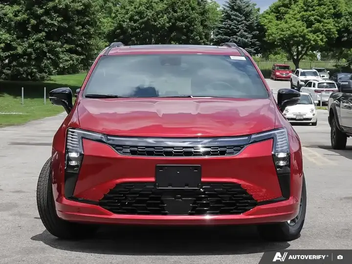 Chrysler Pacifica 2027 photo 2