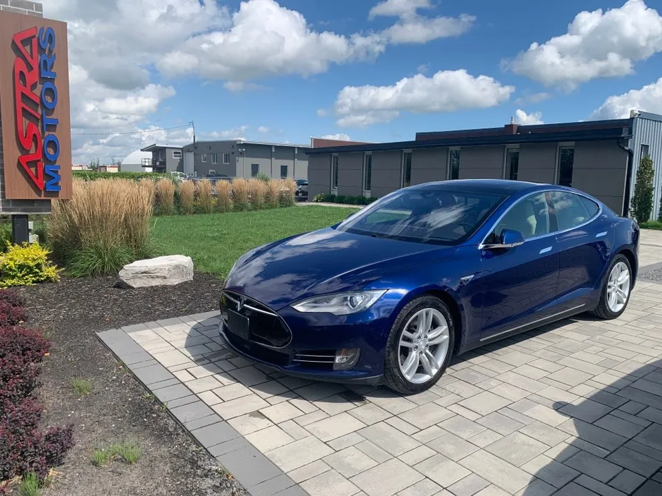 Tesla Model S