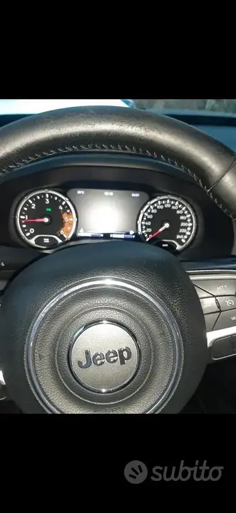 Jeep Renegade 2015 photo 3