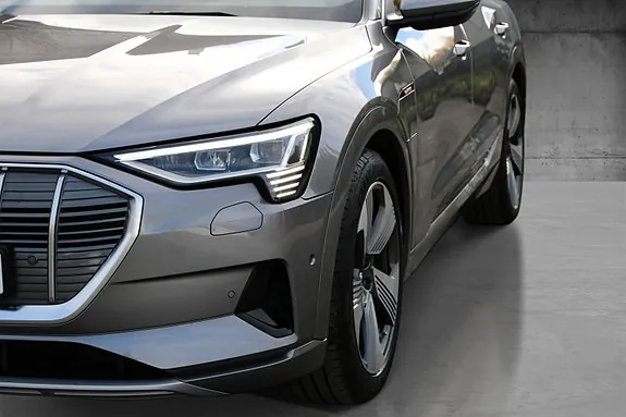 Audi E-Tron 2019 photo 2