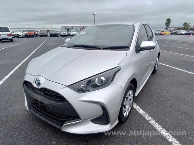 Toyota Yaris 2021 photo 2