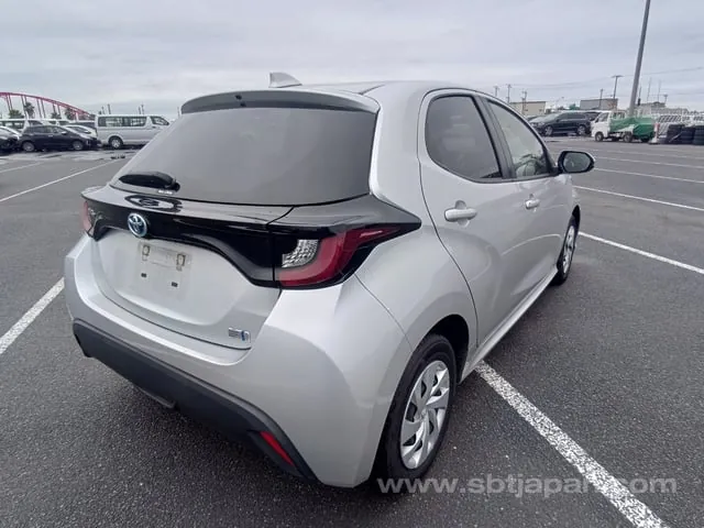 Toyota Yaris 2021 photo 4
