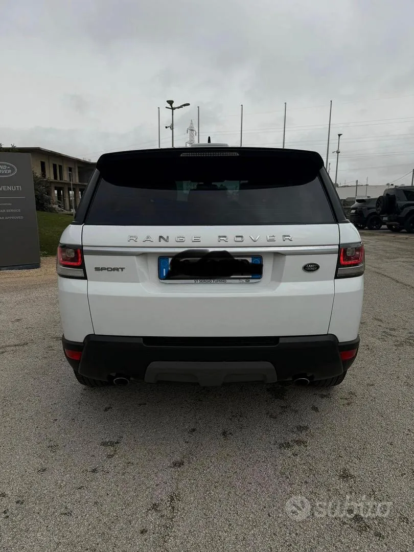 Land Rover Range Rover Sport 2016 photo 2