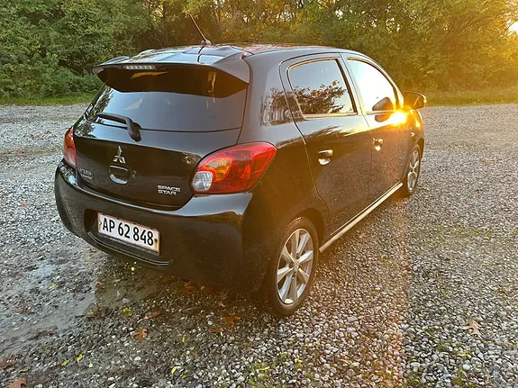 Mitsubishi Space Star 2015 photo 5