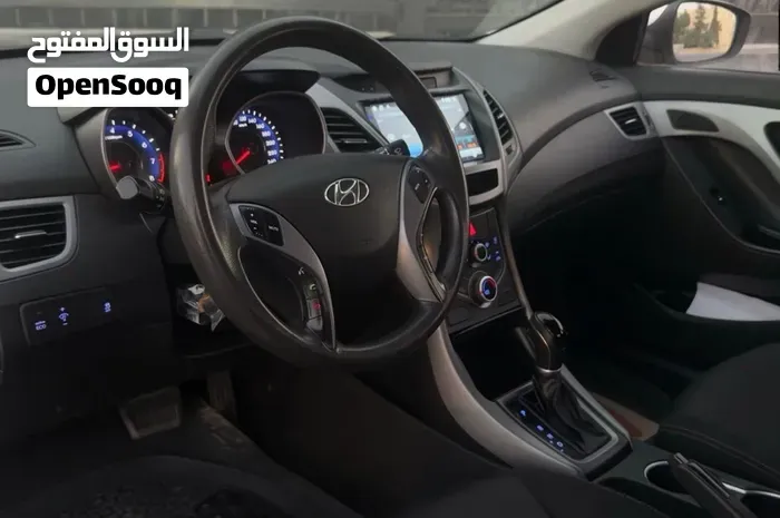 Hyundai Avante 2013 photo 3
