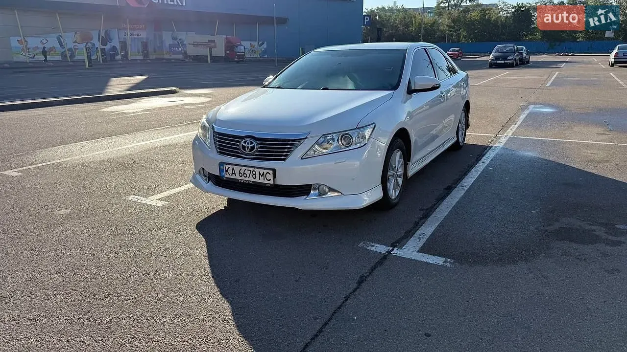 Toyota Camry 2014 photo 2