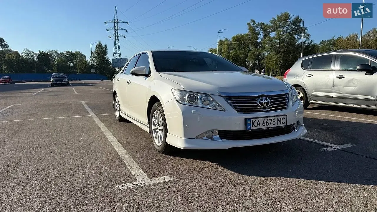 Toyota Camry 2014 photo 4