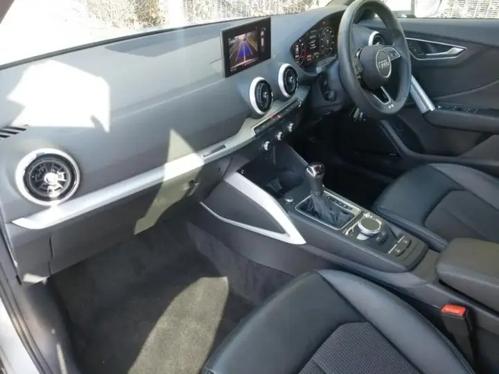Audi Q2 2023 photo 5