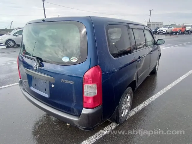 Toyota Probox 2013 photo 4