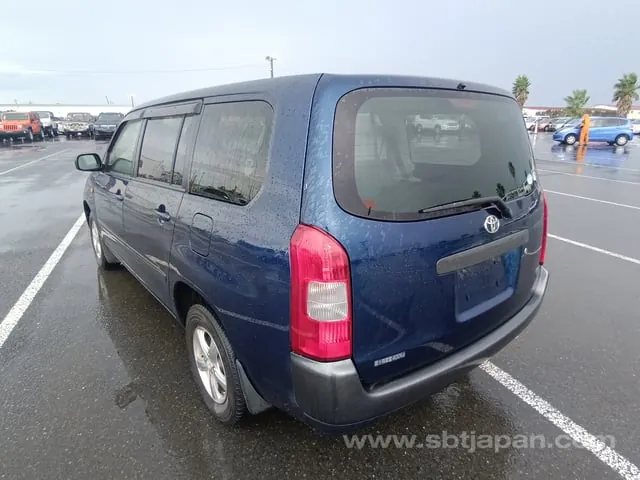 Toyota Probox 2013 photo 3