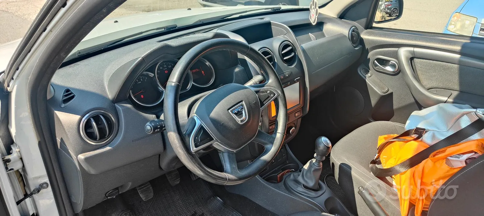 Dacia Duster 2017 photo 4