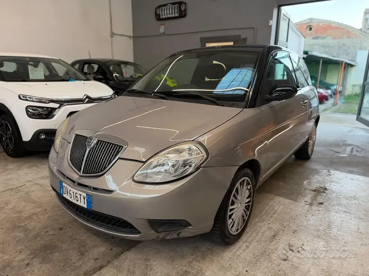 Lancia Ypsilon 2009 photo 2