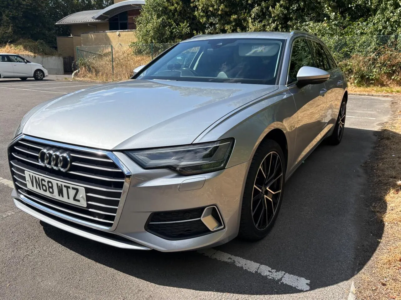 Audi A6 Avant 2018 photo 4