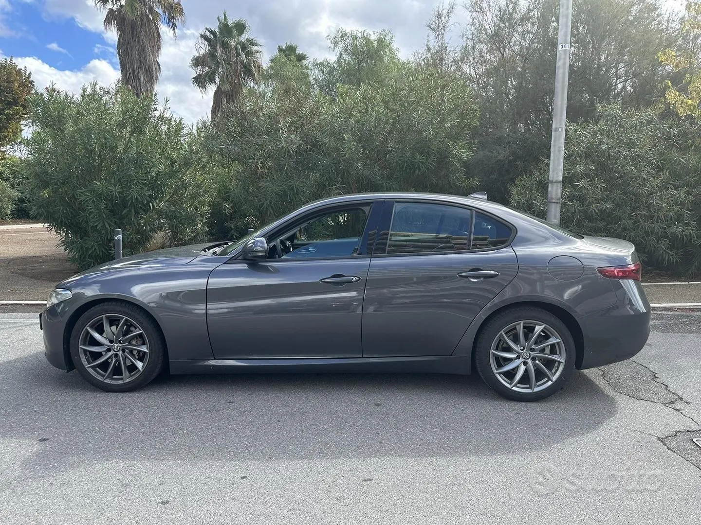 Alfa Romeo Giulia 2018 photo 3