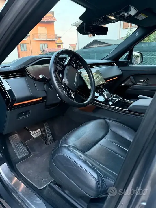 Land Rover Range Rover Sport 2024 photo 3