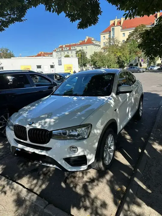 BMW X4 2015 photo 2