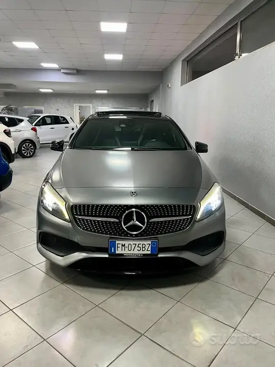 Mercedes-Benz A 180 2017 photo 2