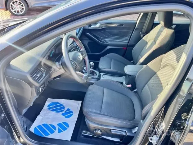 Ford Focus 2023 photo 5