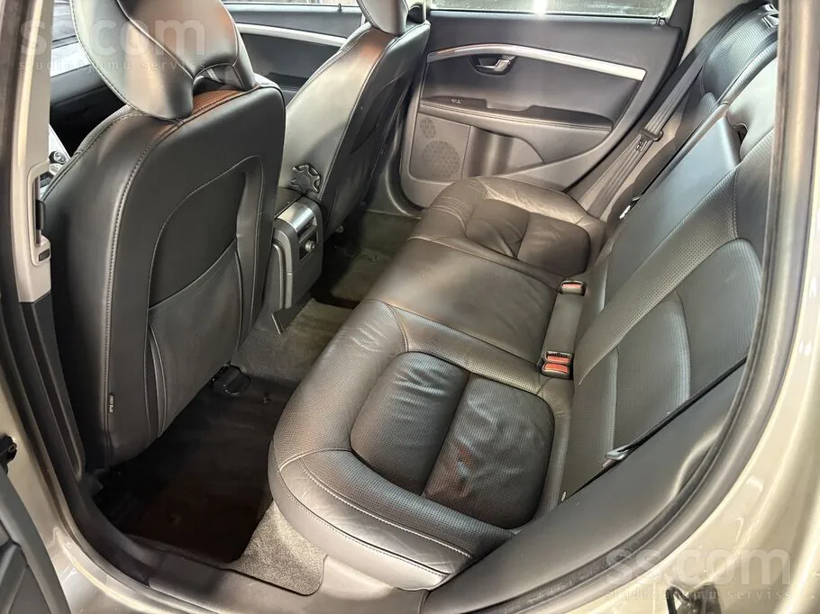 Volvo V70 2013 photo 5
