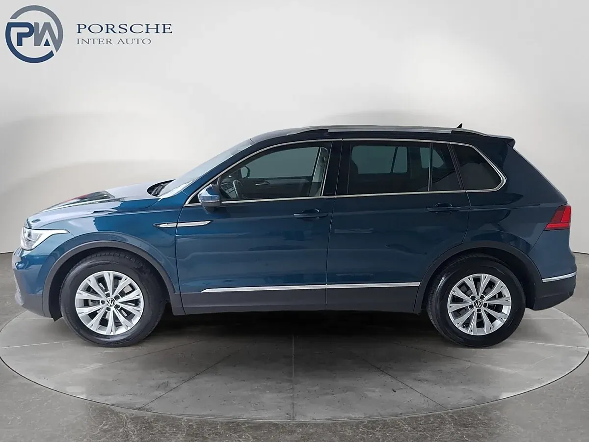 Volkswagen Tiguan 2023 photo 2