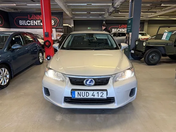 Lexus Ct200H 2011 photo 2