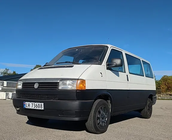 Volkswagen Caravelle 1995 photo 4