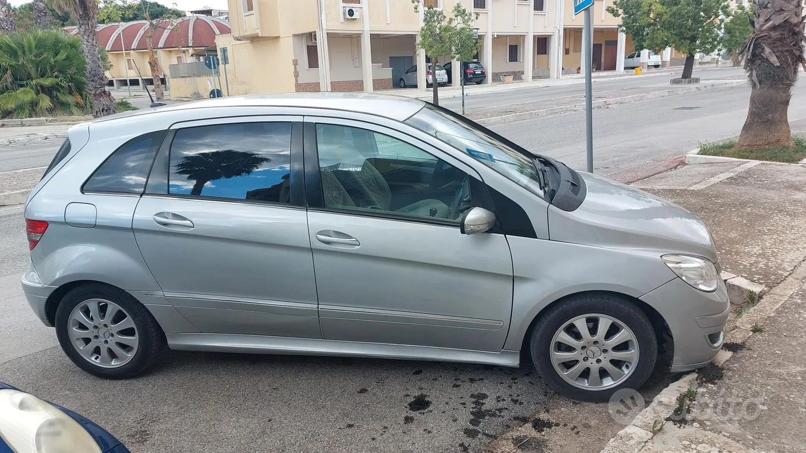 Mercedes-Benz B 2004 photo 2