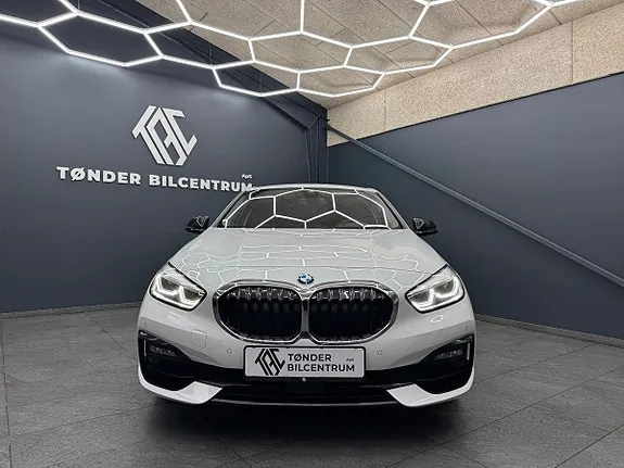 BMW 120D 2019 photo 5