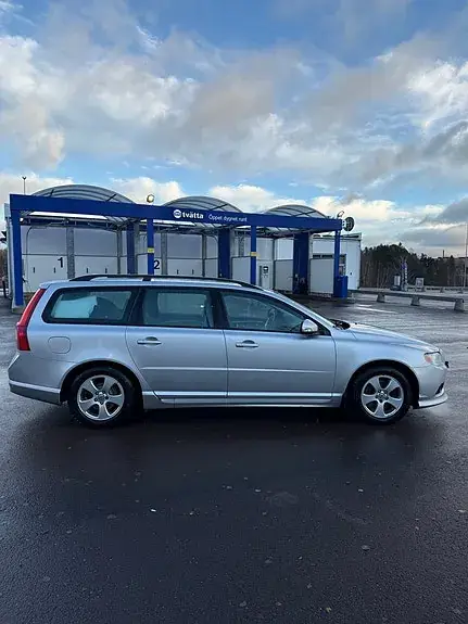 Volvo V70 2008 photo 4