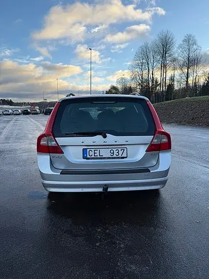 Volvo V70 2008 photo 3