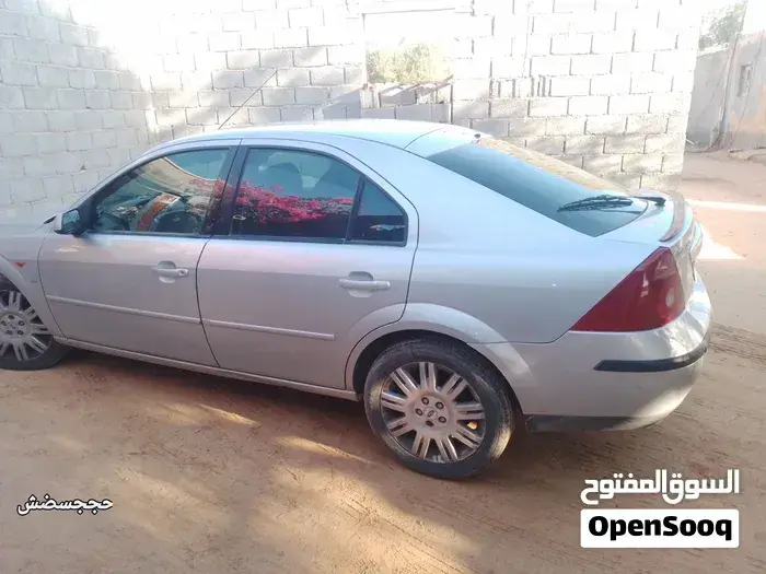 Ford Mondeo 2002 photo 2
