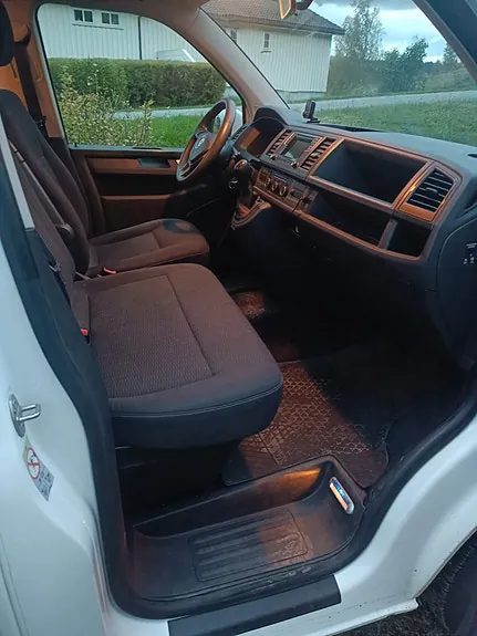 Volkswagen Caravelle 2017 photo 3