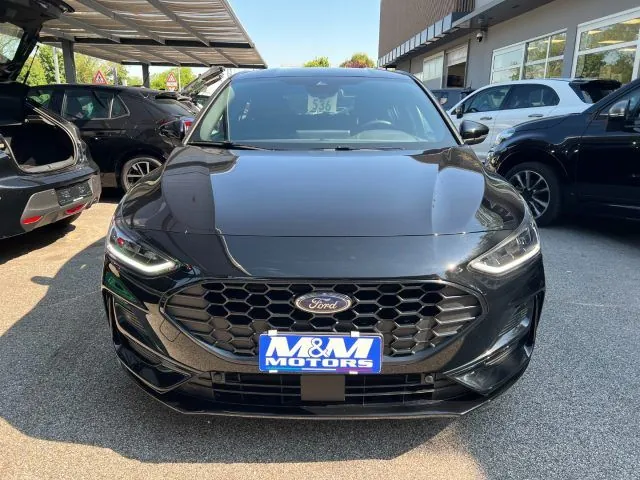 Ford Focus 2024 photo 2