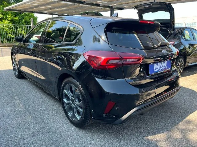 Ford Focus 2024 photo 4